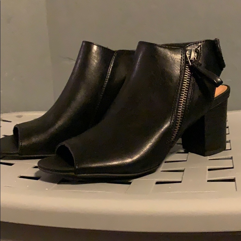 Black Heel